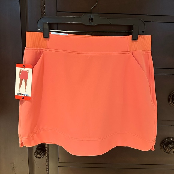 32 Degrees Sugar Coral Skort - Picture 1 of 4